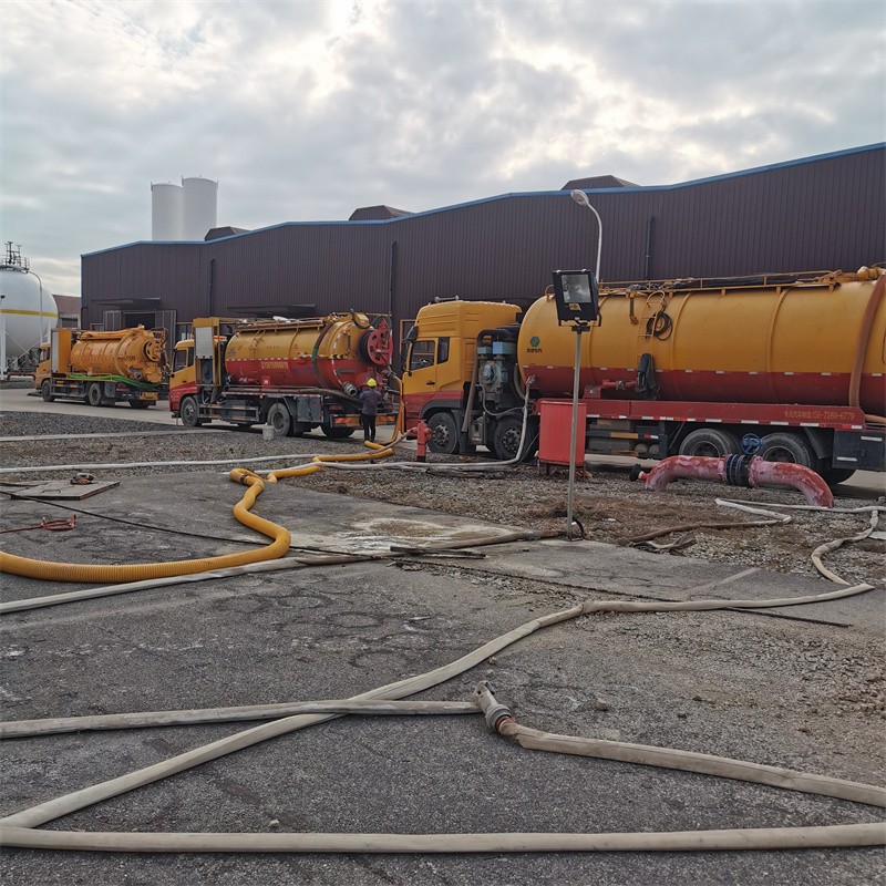 留坝污水池清理