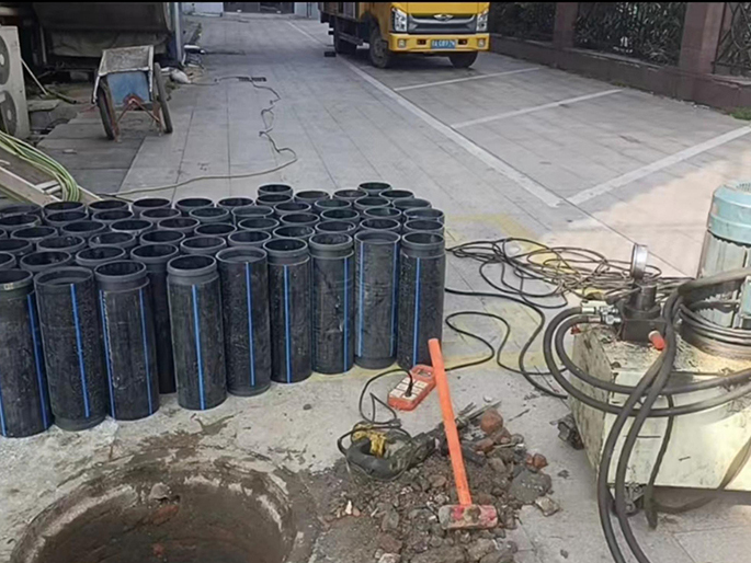留坝PE置换管厂家 DN315置换管 非开挖管短管置换